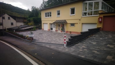 33,35,226,226.000000